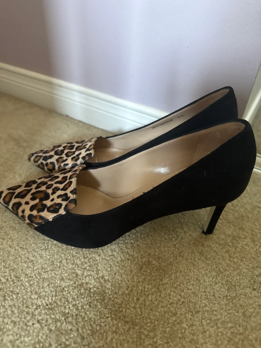 Ron white heels image indicator(2)