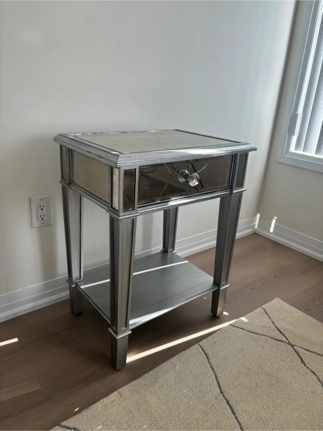 Mirrored Accent Table image indicator(2)