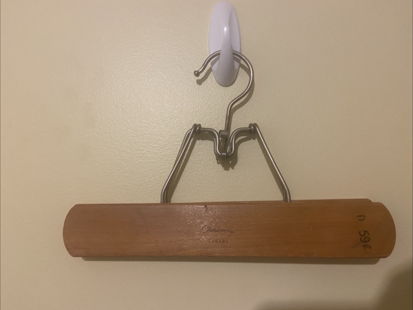 Vintage Wood Hanger - photo 3