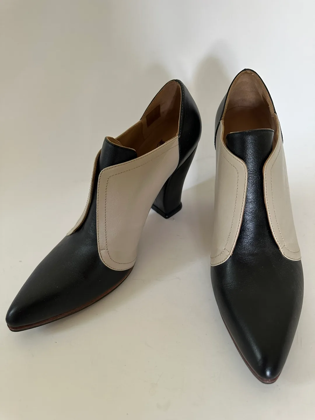 Vintage John Fluevog Heels size 9.5 thumbnail