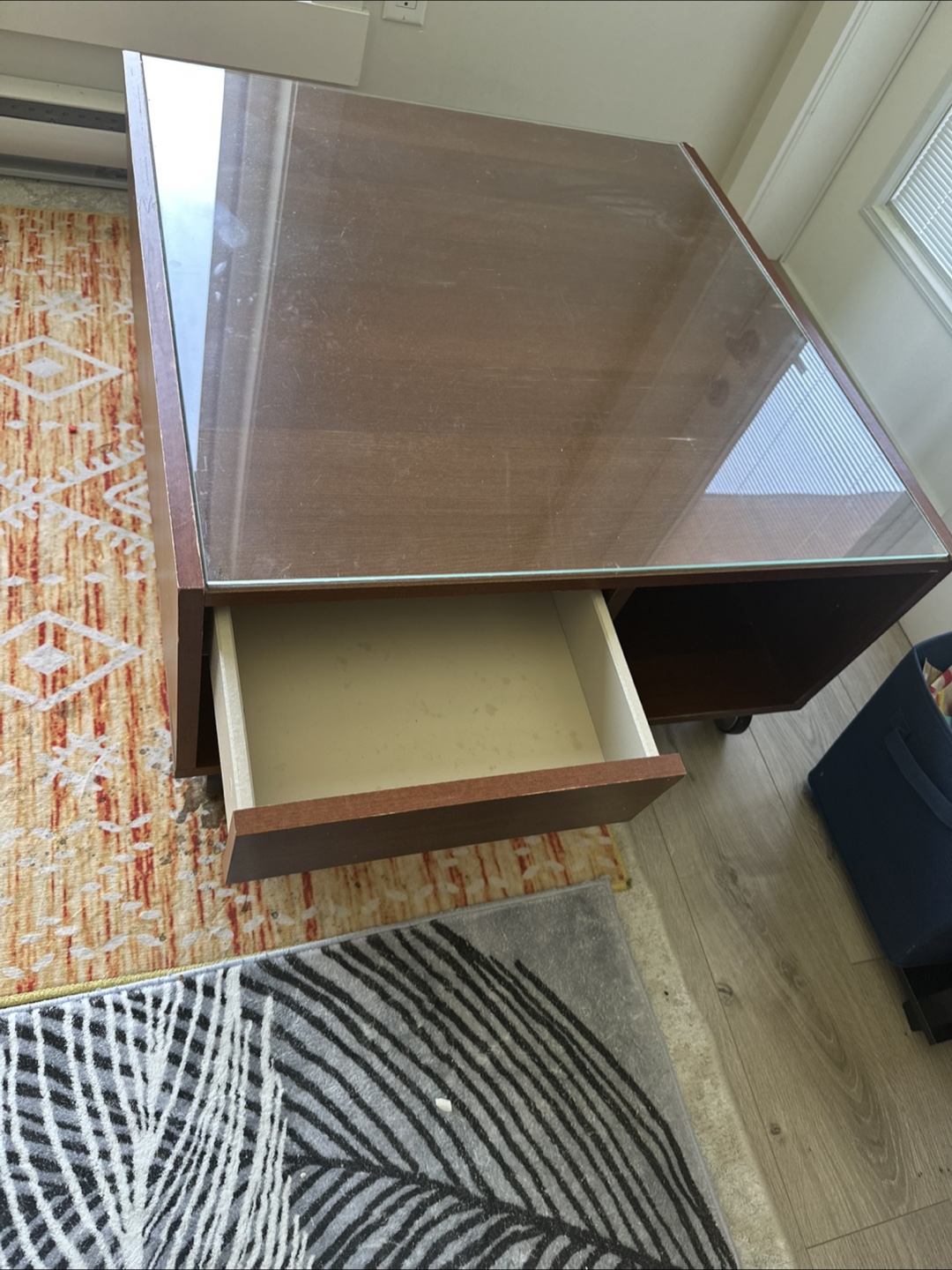 Square Coffee Table with Glass Top - photo 5