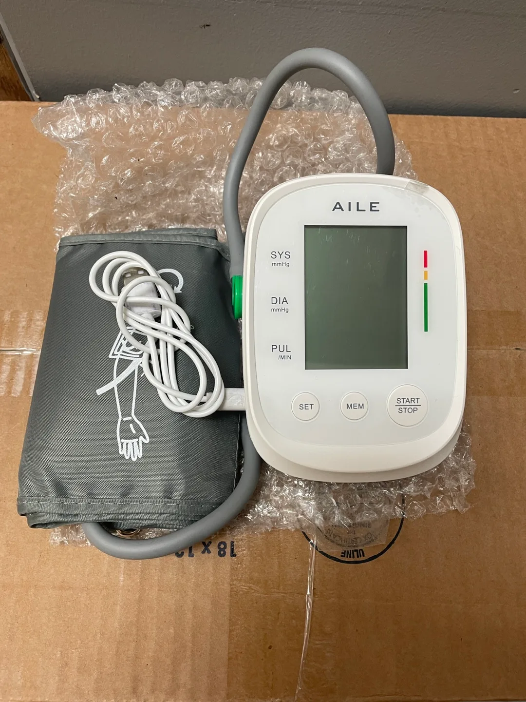 Portable blood pressure machine thumbnail