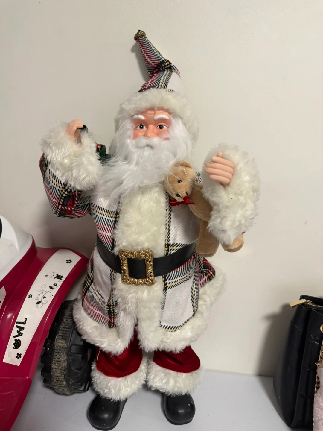 Christmas Santa Decoration thumbnail
