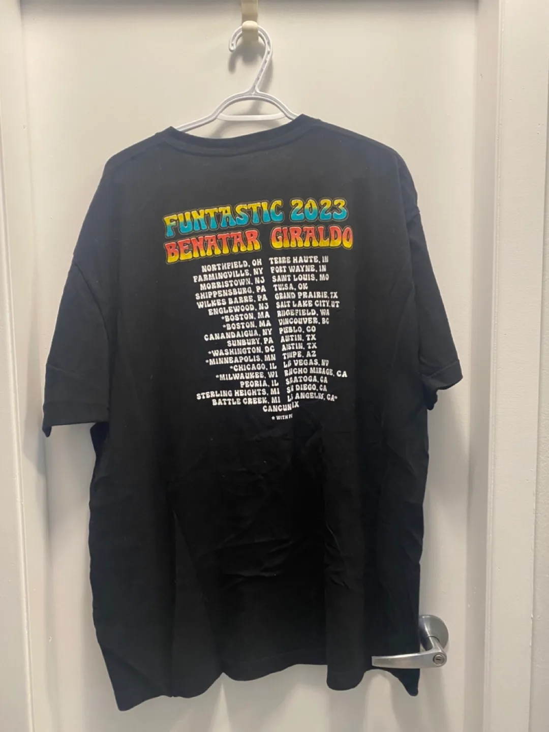 Benatar & Giraldo FunTastic 2023 Concert T-Shirt - XXL image indicator(2)