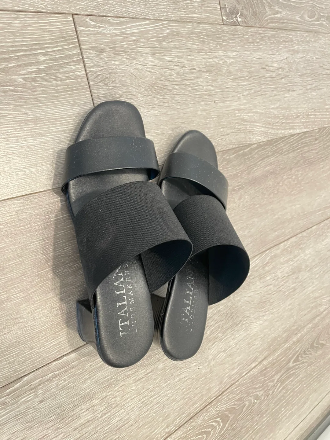 Black Sandals thumbnail