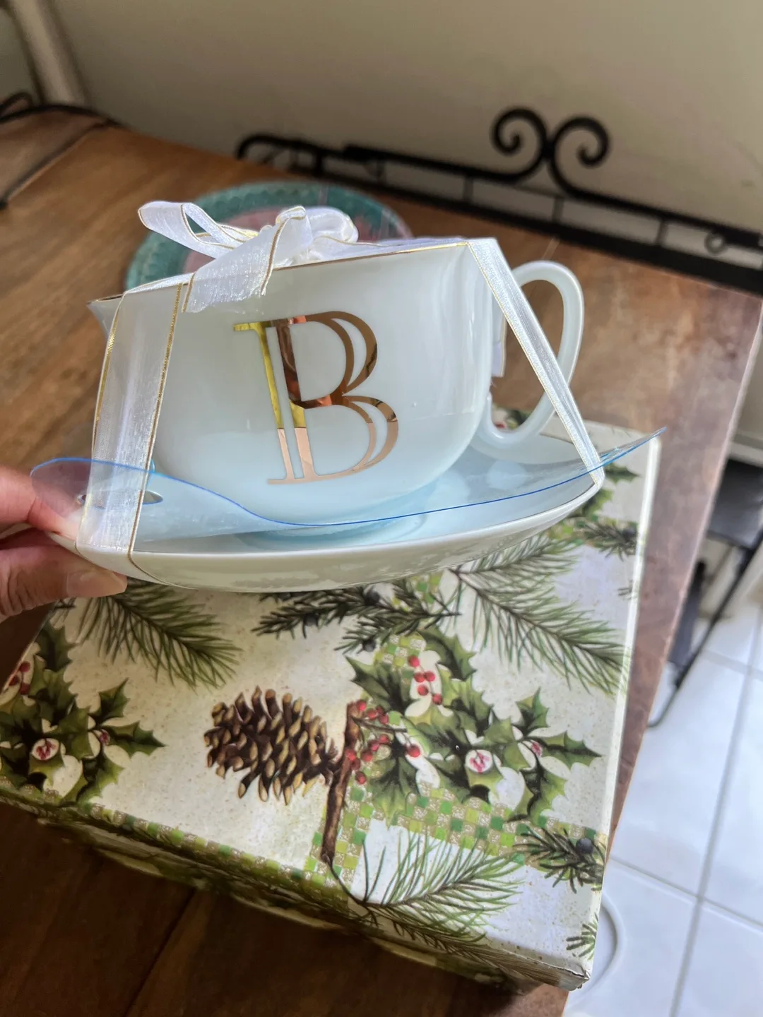 Grace's Tea Ware Tea Cup Set image indicator(2)