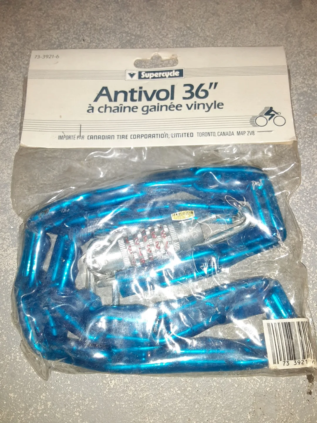 Bike Helmet and Seat Covers image indicator(5)