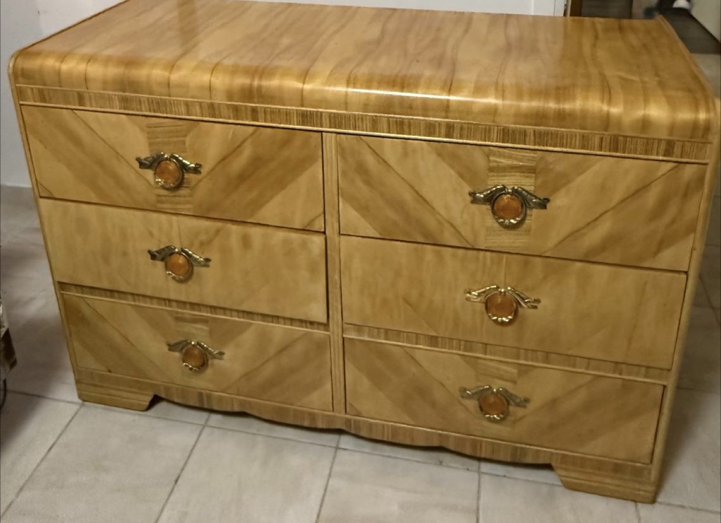 Vintage Dresser with Six Drawers - photo 2