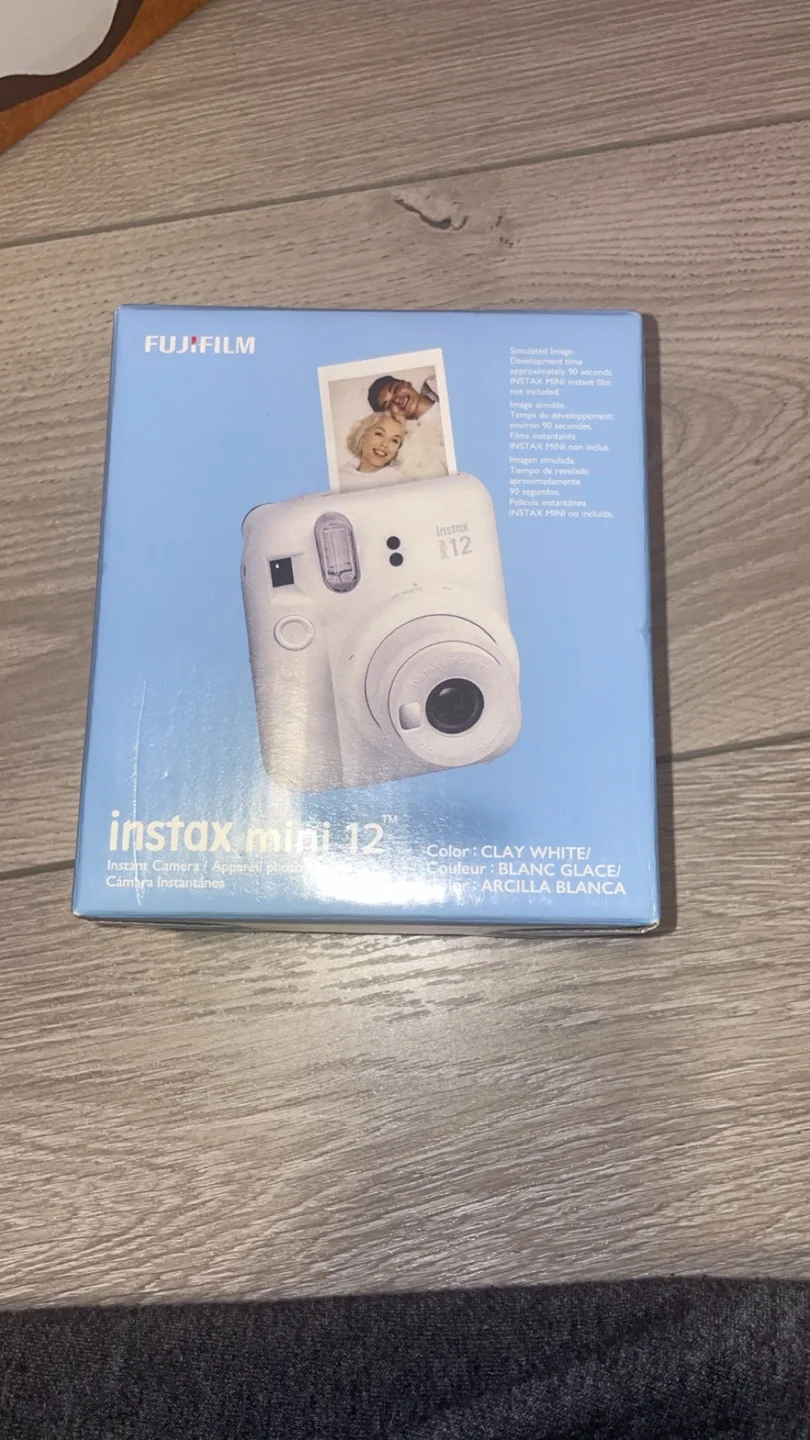 Instax Mini 12 Instant Camera - Clay White thumbnail