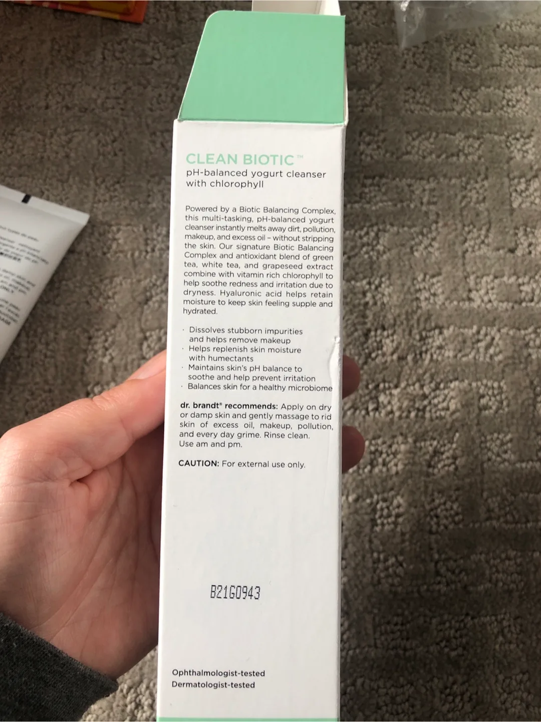 Dr. Brandt Clean Biotic pH-Balanced Yogurt Cleanser image indicator(6)