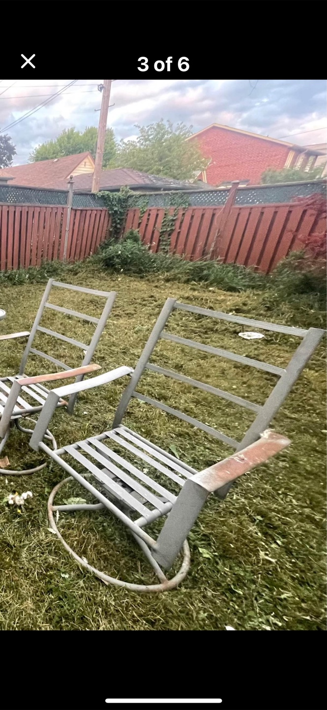 Outdoor Metal patio set 🥕