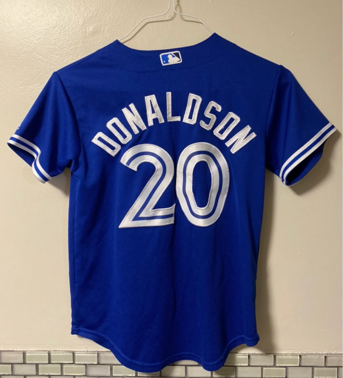 Toronto Blue Jays Donaldson MLB Baseball Jersey Youth Medium image indicator(2)