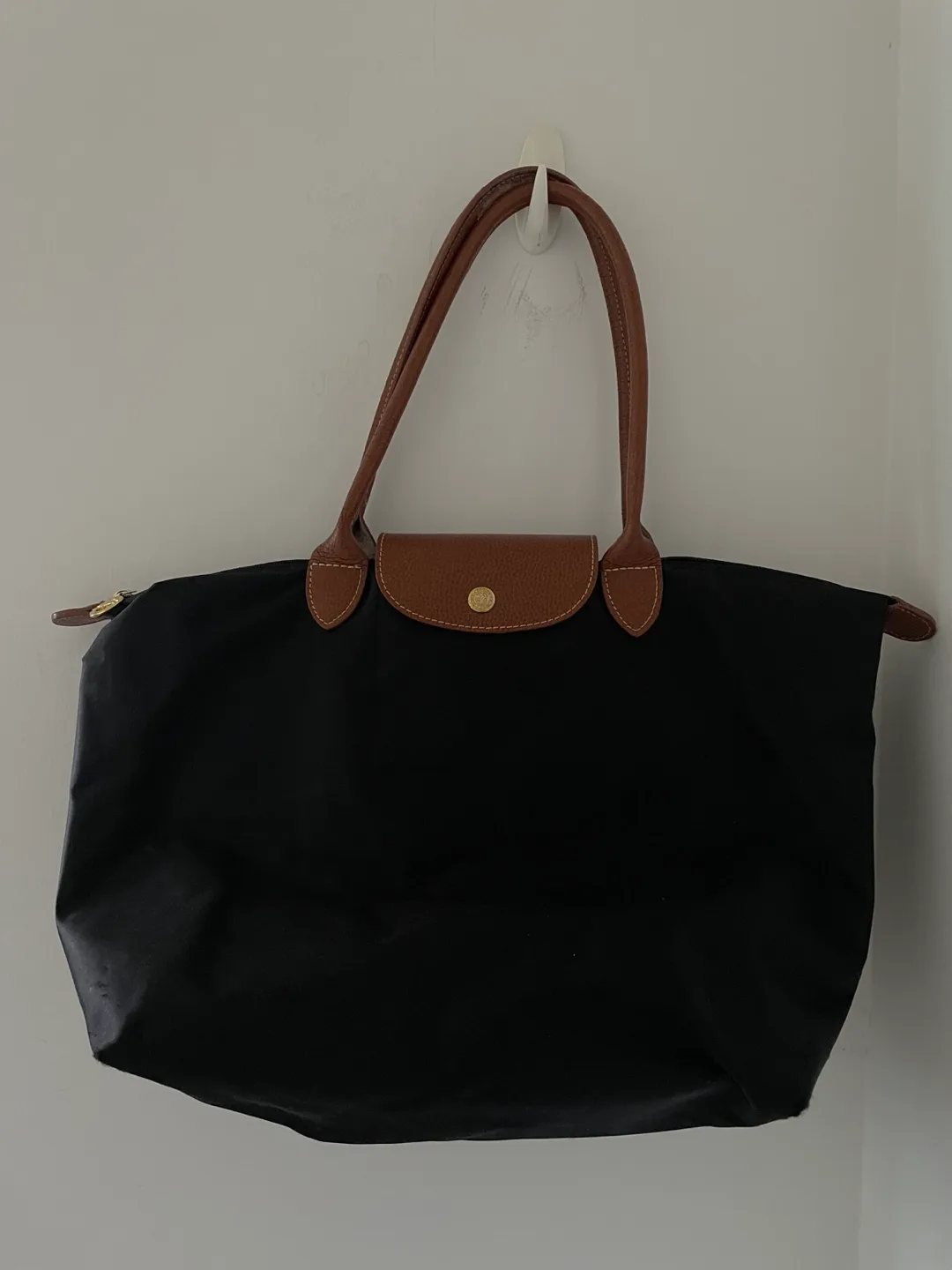Longchamp Tote Bag (some leather peeling off) image indicator(2)