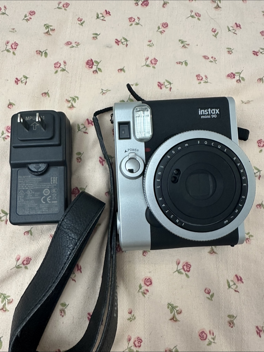 Fujifilm Instax Mini 90 Camera - photo 2