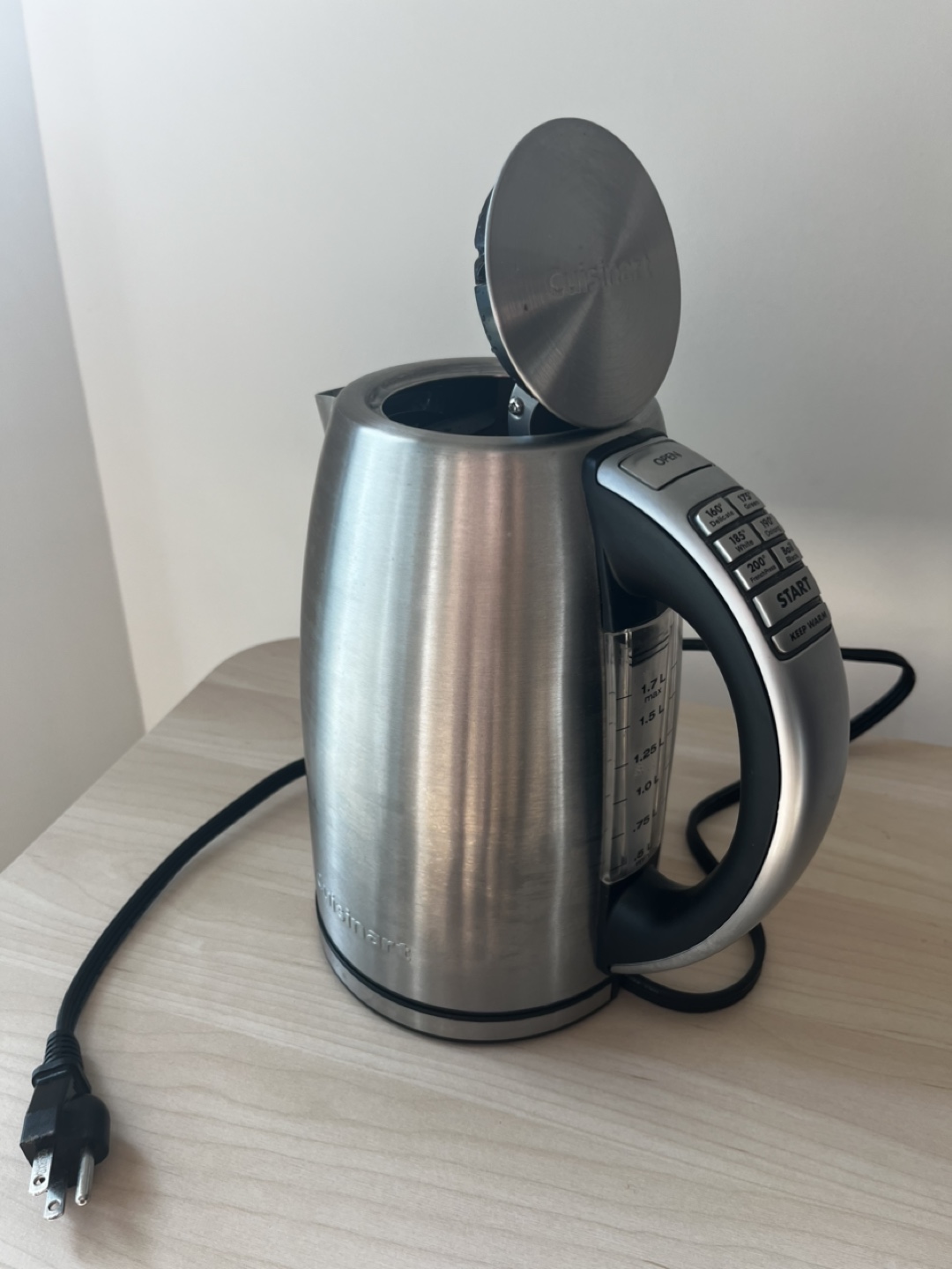 MOVING SALE Cuisinart Stainless Kettle w/Temp Presets - photo 3