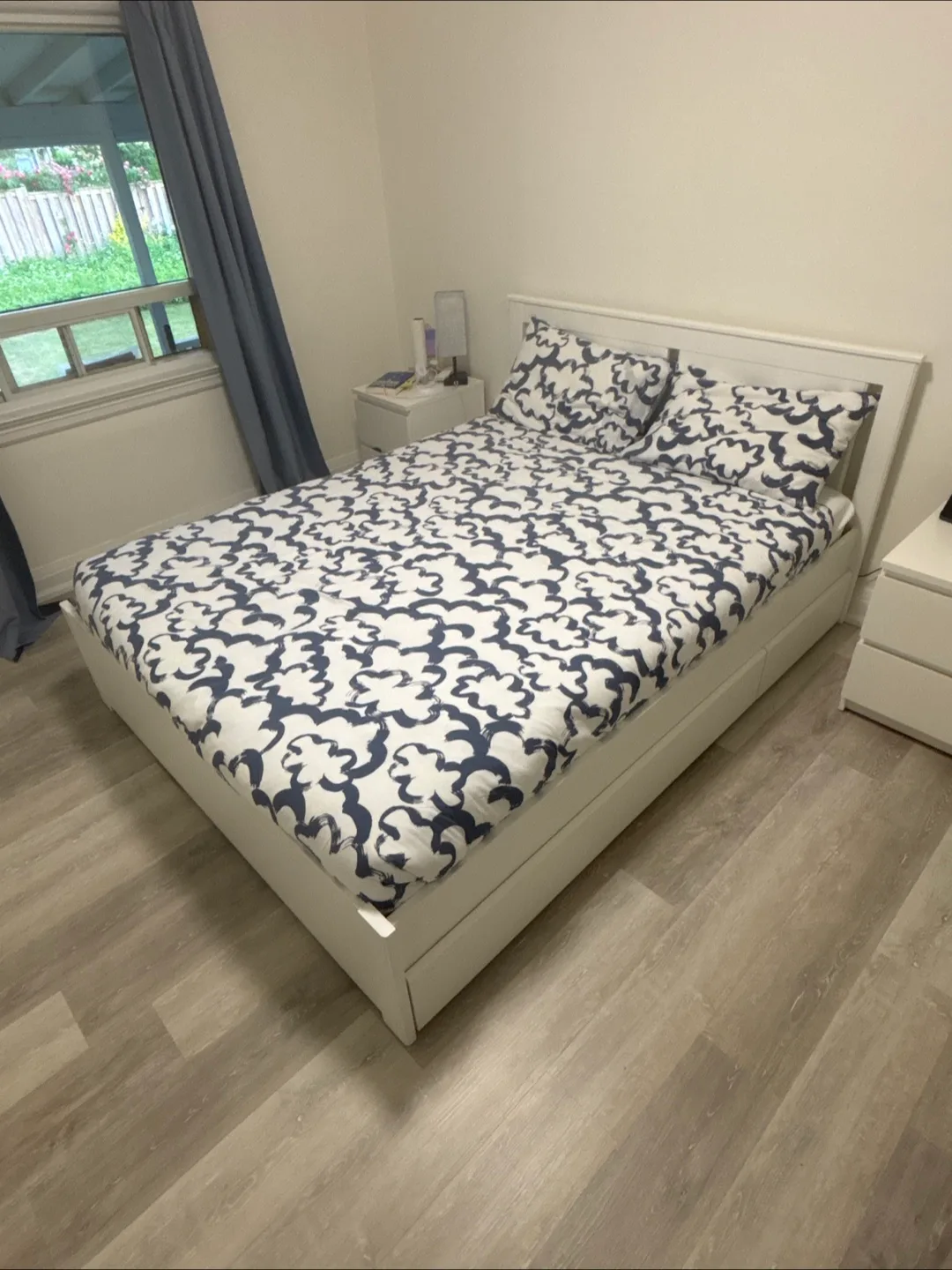 Ikea songesand queen with 4 storage boxes and 2 nightstands thumbnail