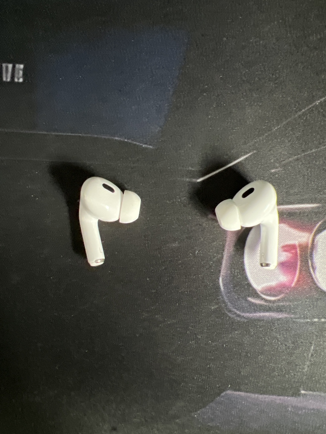 Apple AirPods Pro Gen 2 - photo 4