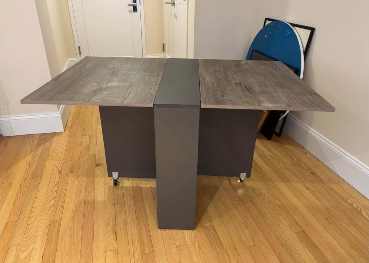 🥕Expandable Table with Shelves