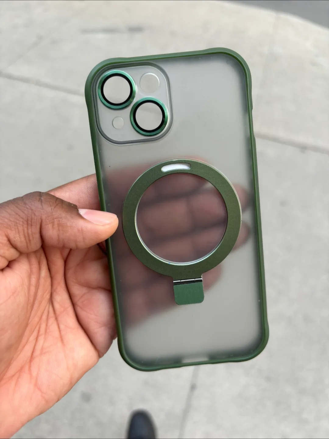 ❗️SALE❗️Green iPhone 15 Case with Ring Stand + MagSafe thumbnail