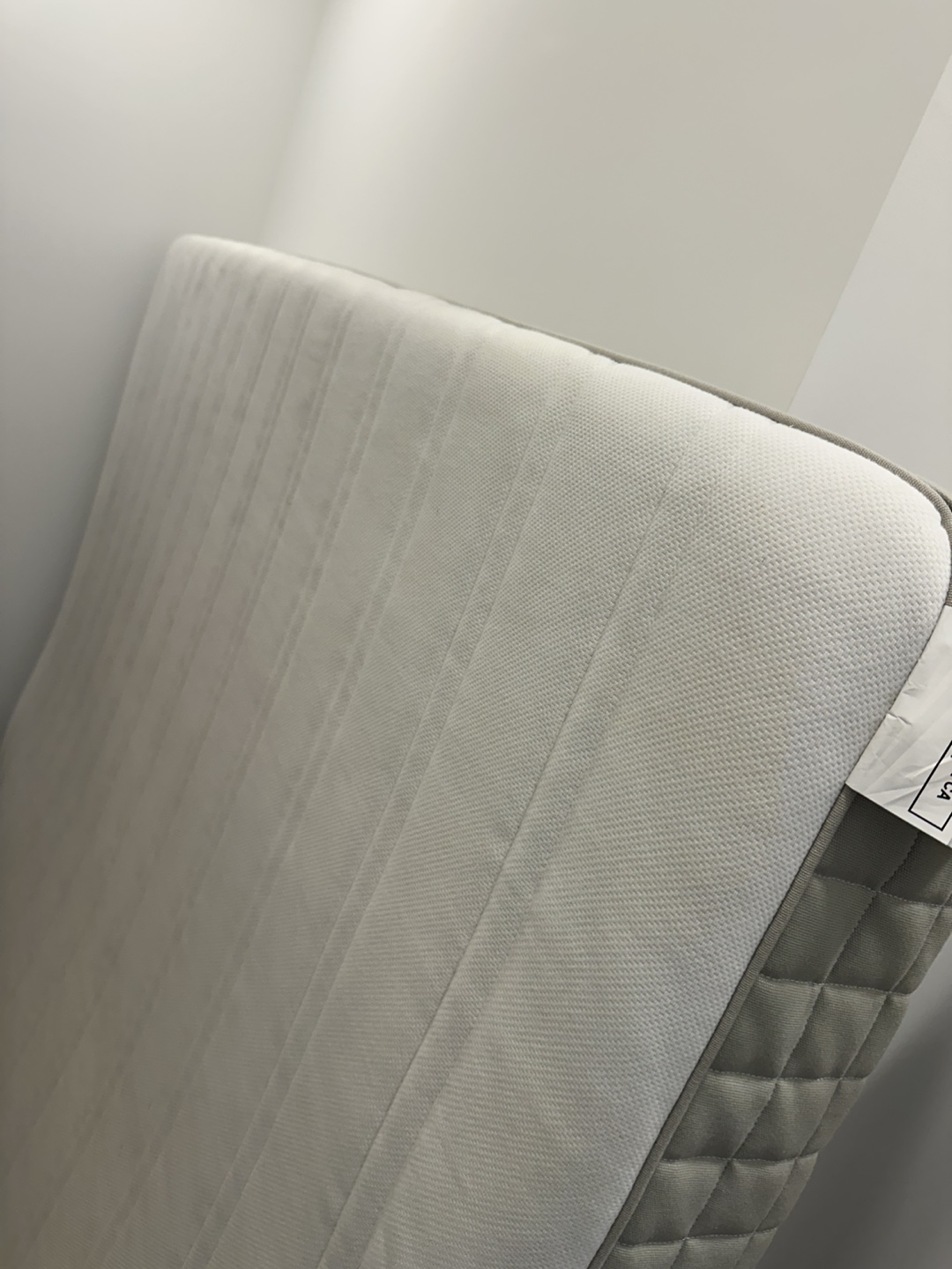 Ikea Queen Mattress clean, well maintained - photo 2