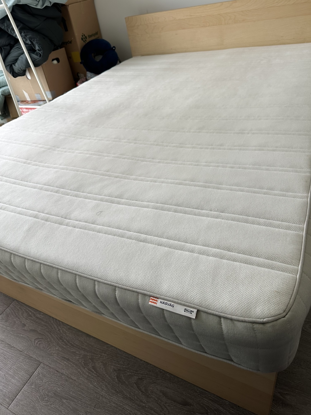 Ikea Queen Mattress clean, well maintained