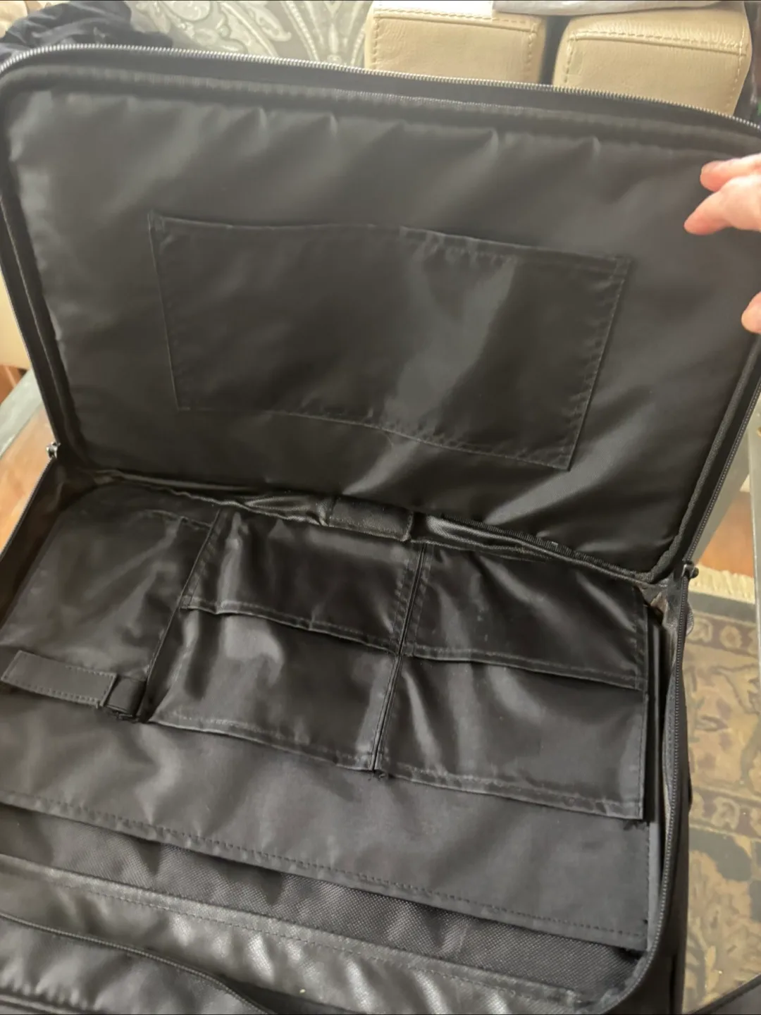 Black Briefcase with Shoulder Strap image indicator(3)