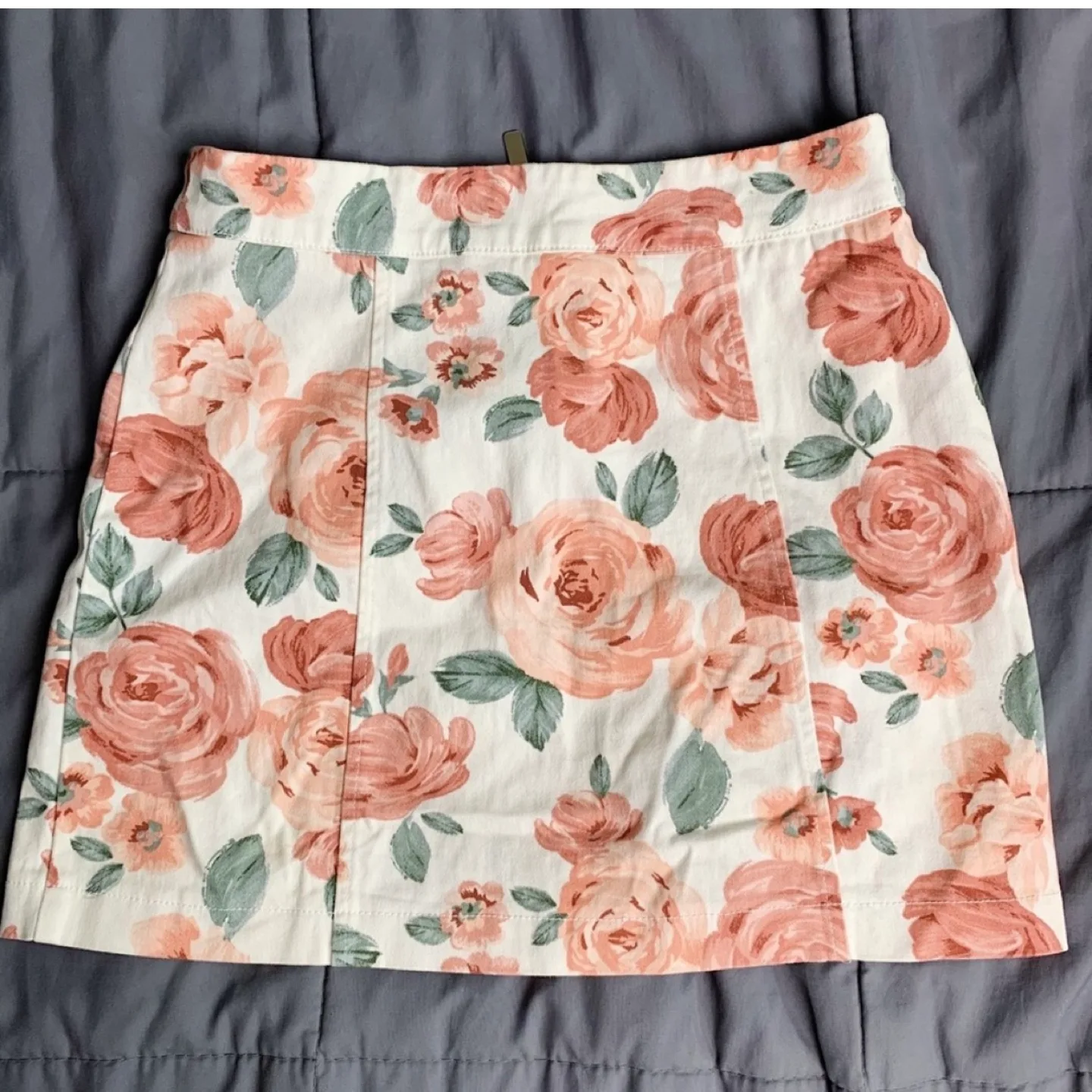 Rose Print Mini Skirt image indicator(2)