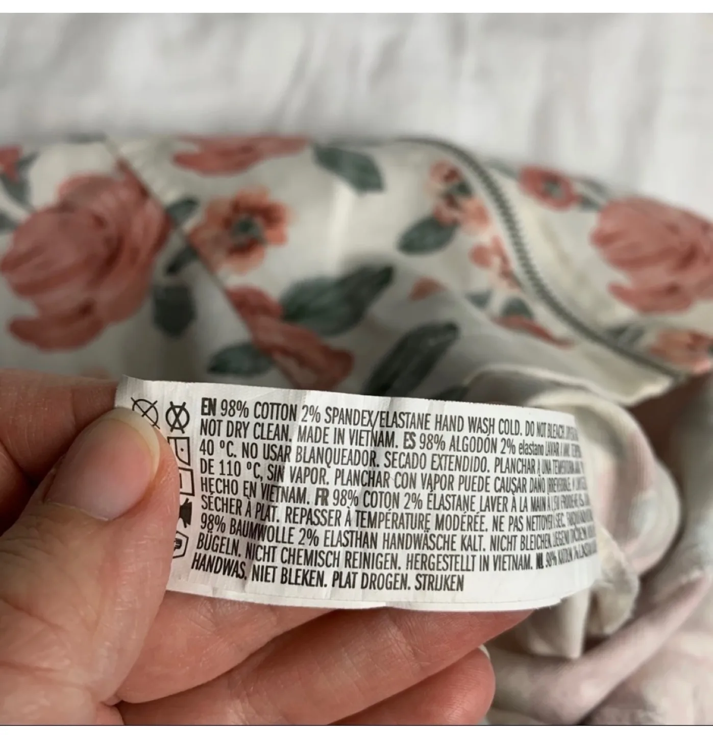 Rose Print Mini Skirt image indicator(4)