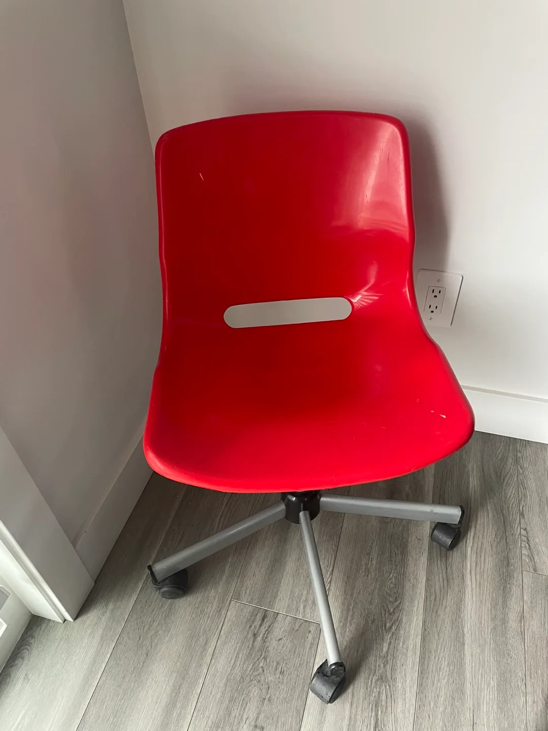Red Swivel Chair thumbnail
