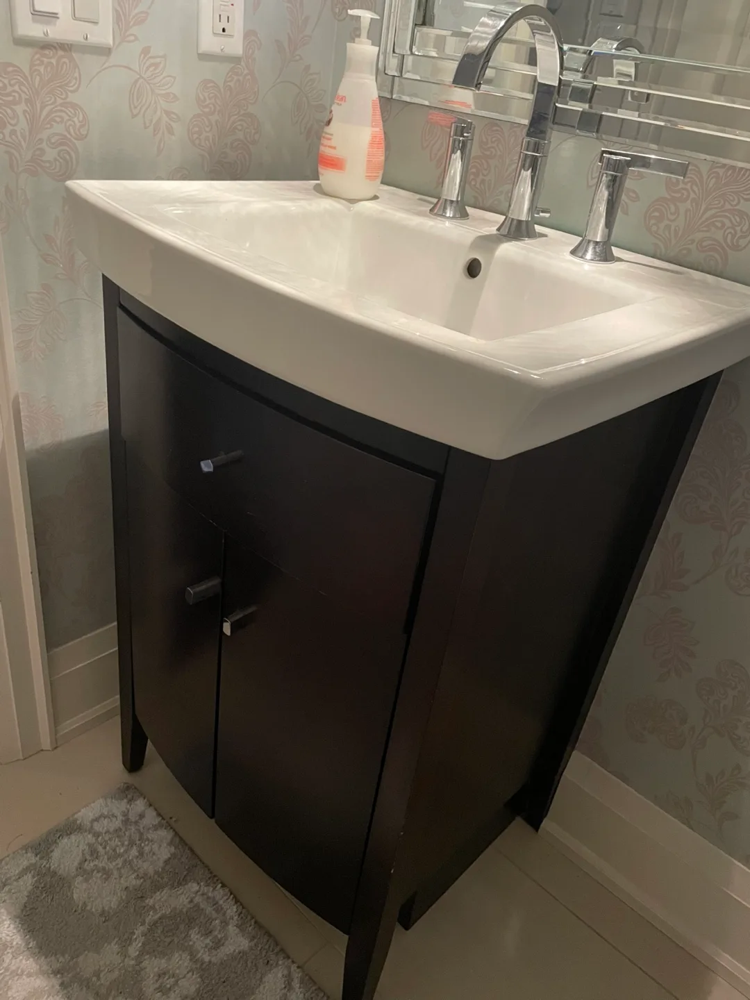Bathroom Vanity Sink Set thumbnail