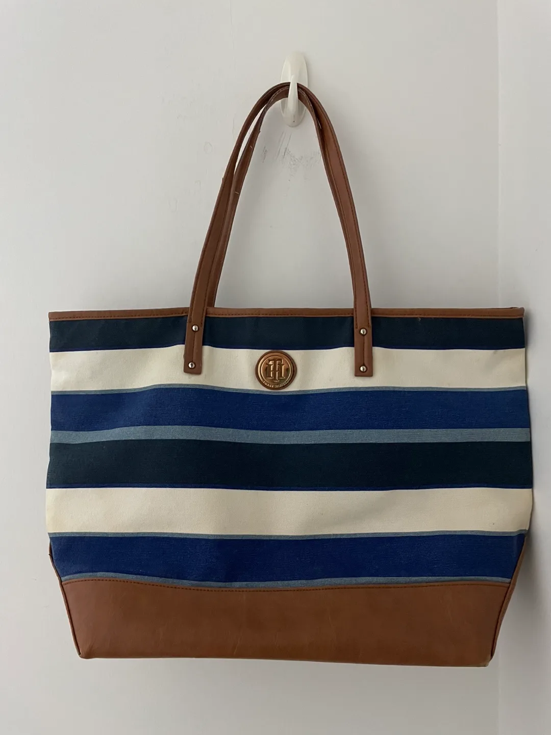 Tommy Hilfiger Tote Bag thumbnail