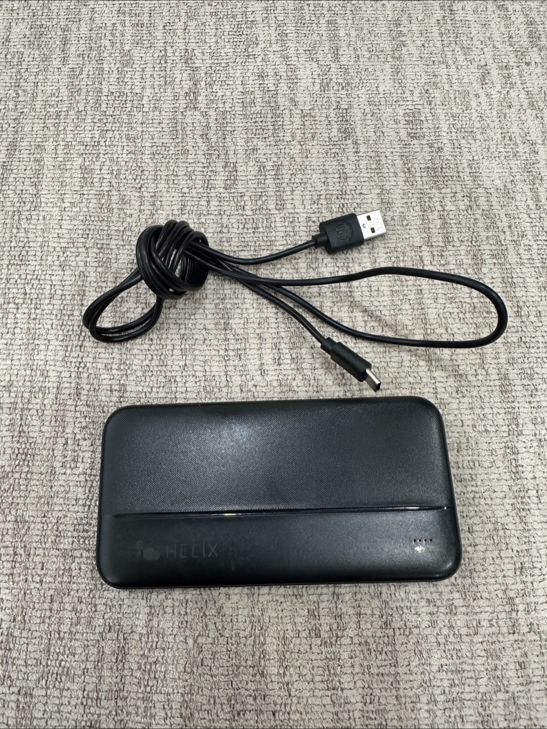 Helix 10,000mAh Portable Power Bank – Fast Charging