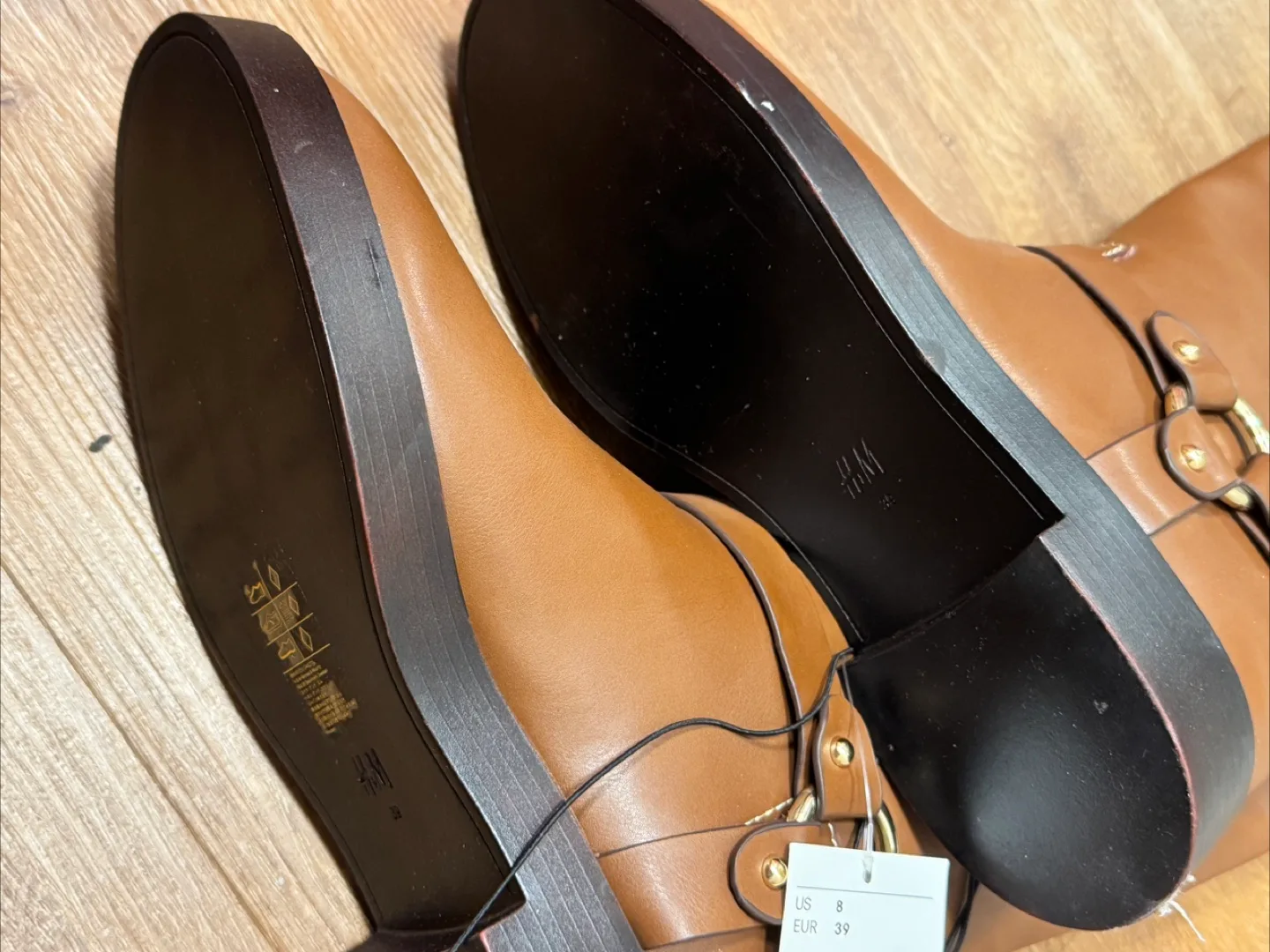 H&M Brand NEW Brown Knee-High Boots image indicator(5)