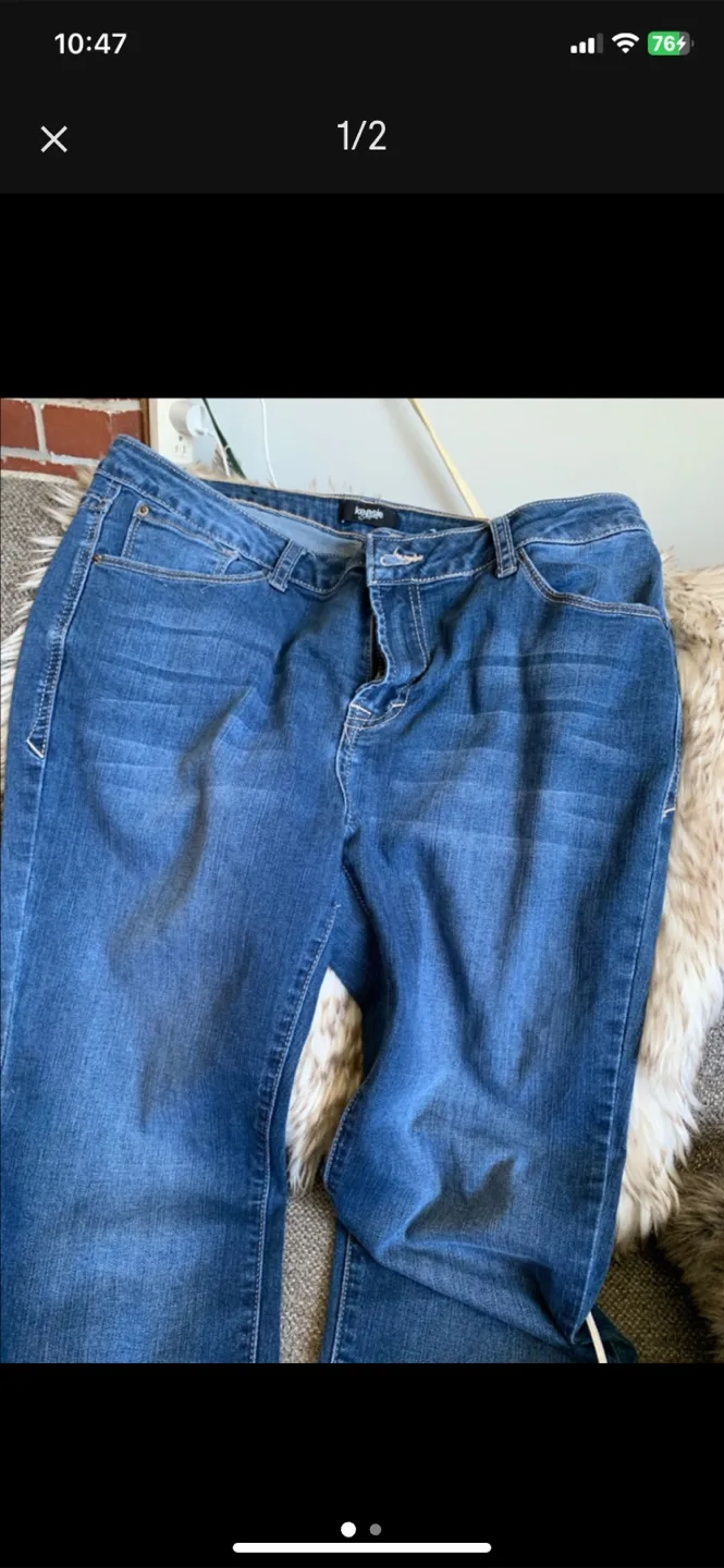 Kensie Knockout Skinny Jeans - Size 10/30 thumbnail