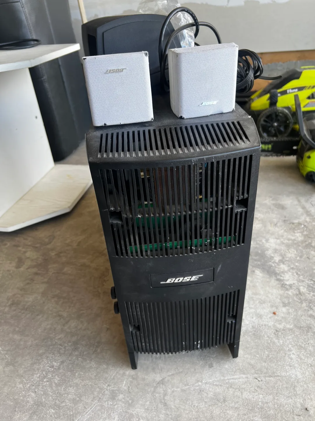 Bose Speaker System thumbnail
