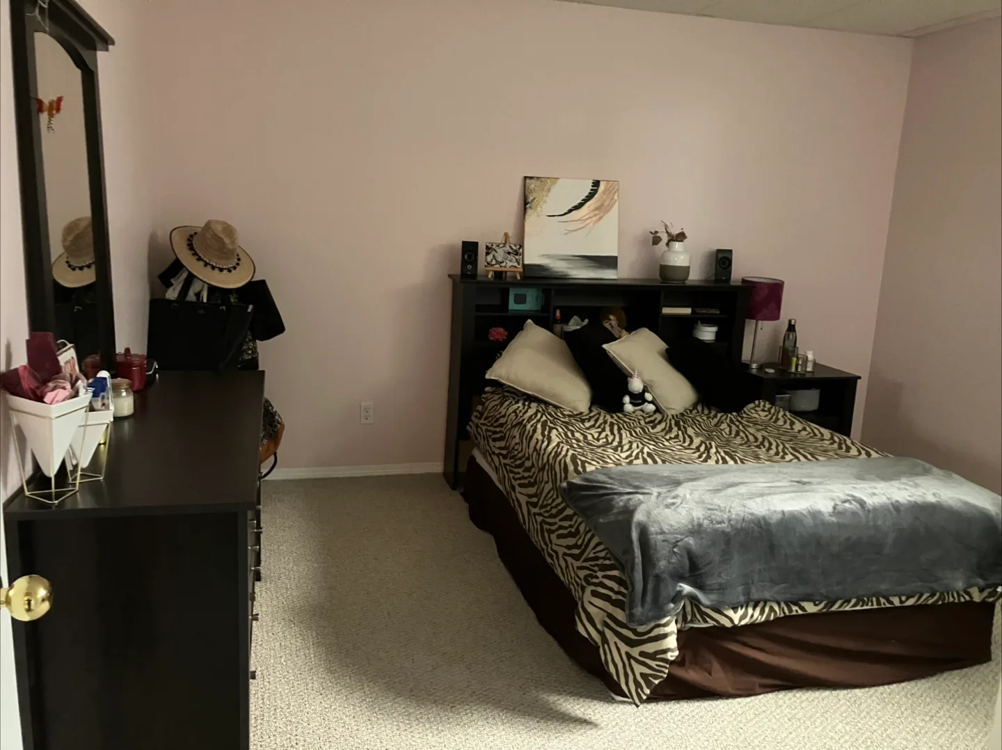 Bedroom Set - Bed, Nightstand, Dresser, Headboard thumbnail