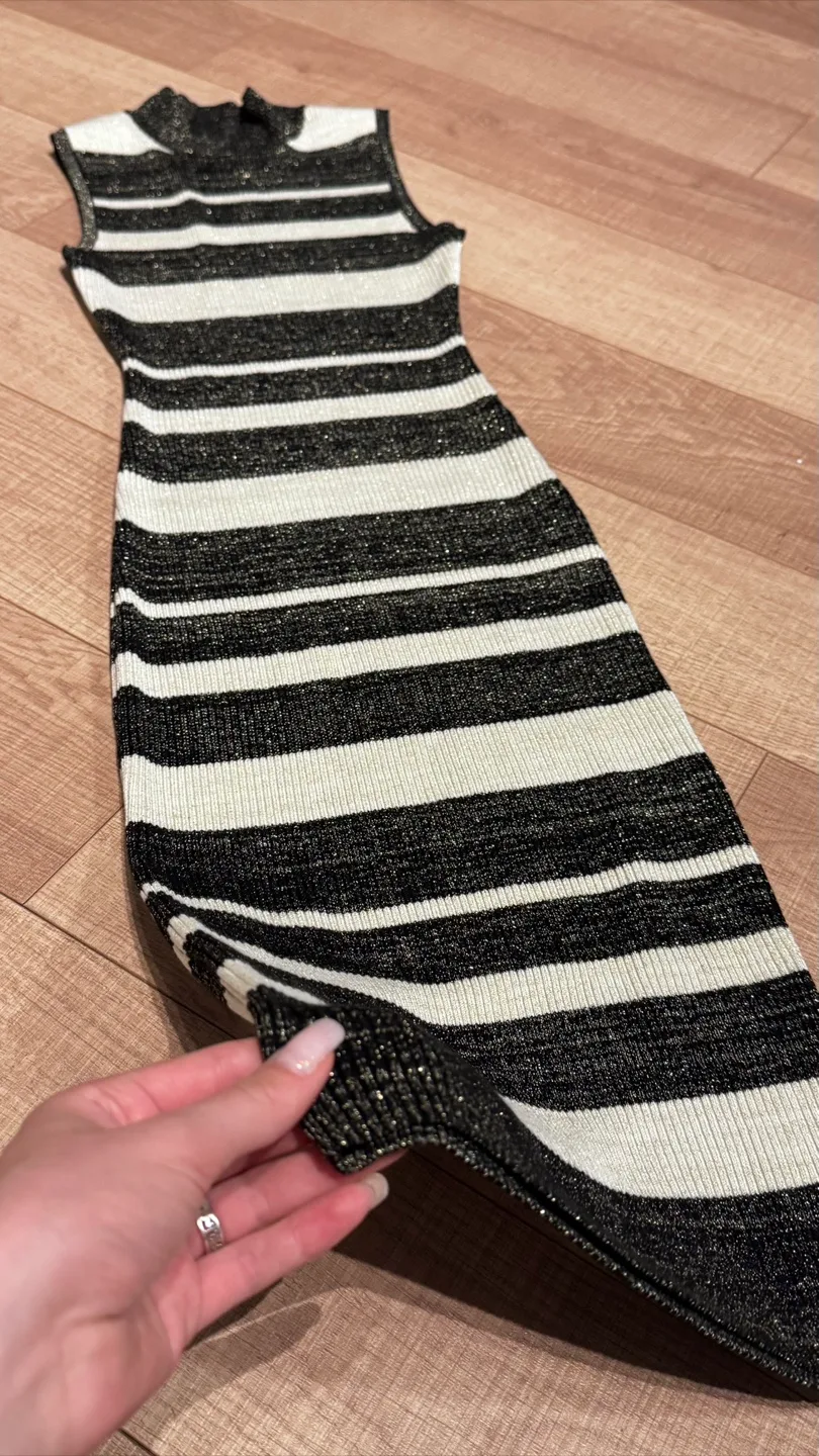 LU NYC Striped Sleeveless Midi Dress - Medium image indicator(5)