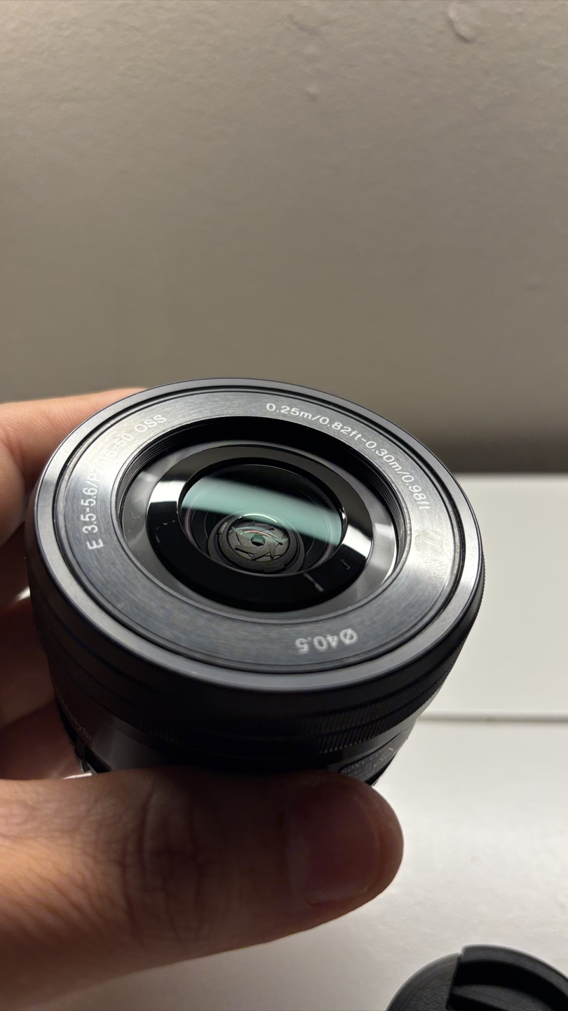 📷 Sony 16-50mm f/3.5-5.6 OSS Lens (E-mount) – Like New! - photo 2