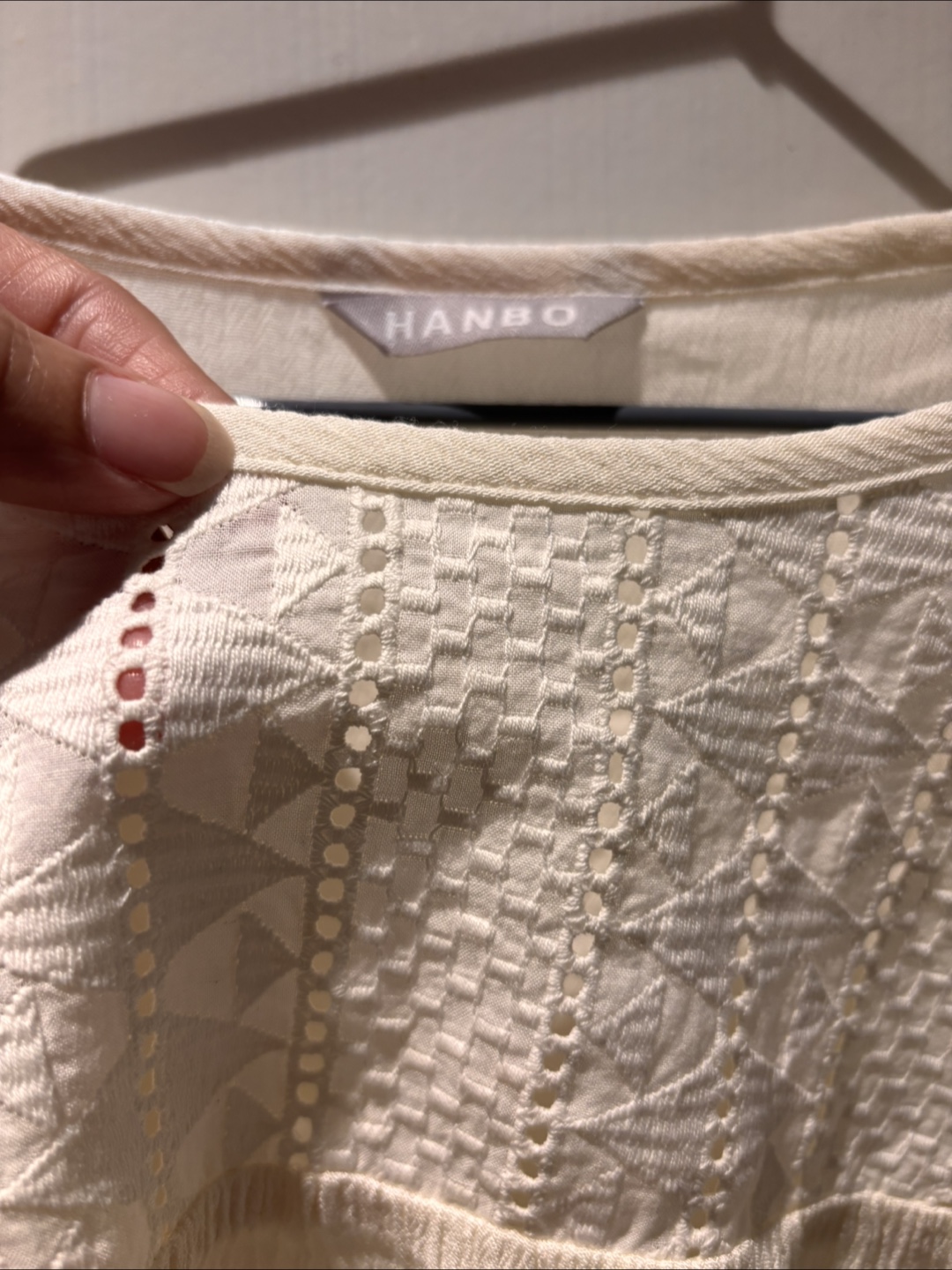 HANBO Off-White Top with Ruffle Sleeves - photo 5