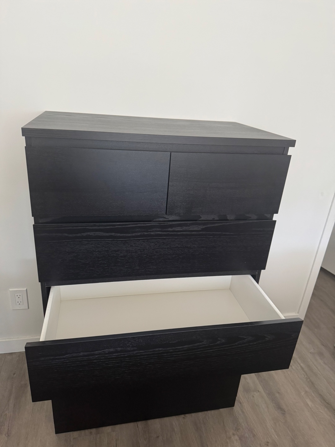 IKEA MALM 6-Drawer Dresser – Black-Brown - photo 3