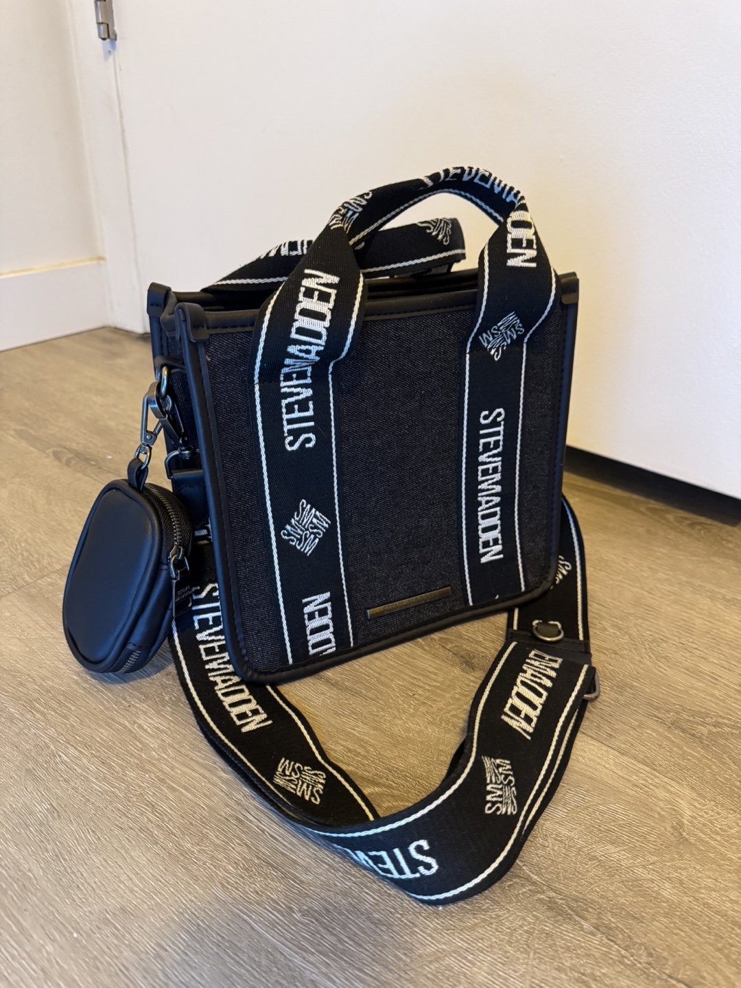 Steve Madden Black Handbag with Strap - photo 2