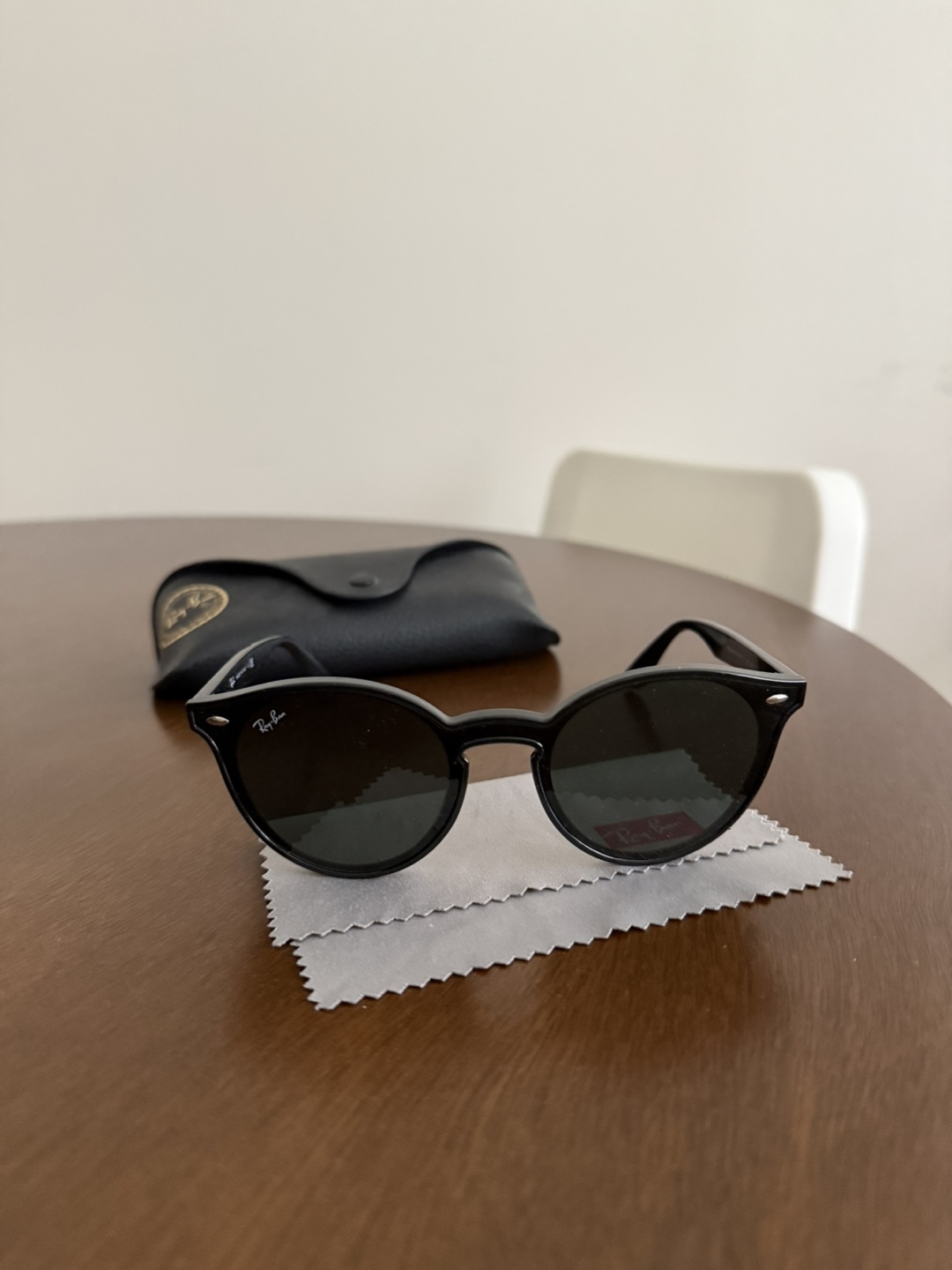 Ray-Ban Sunglasses - photo 2