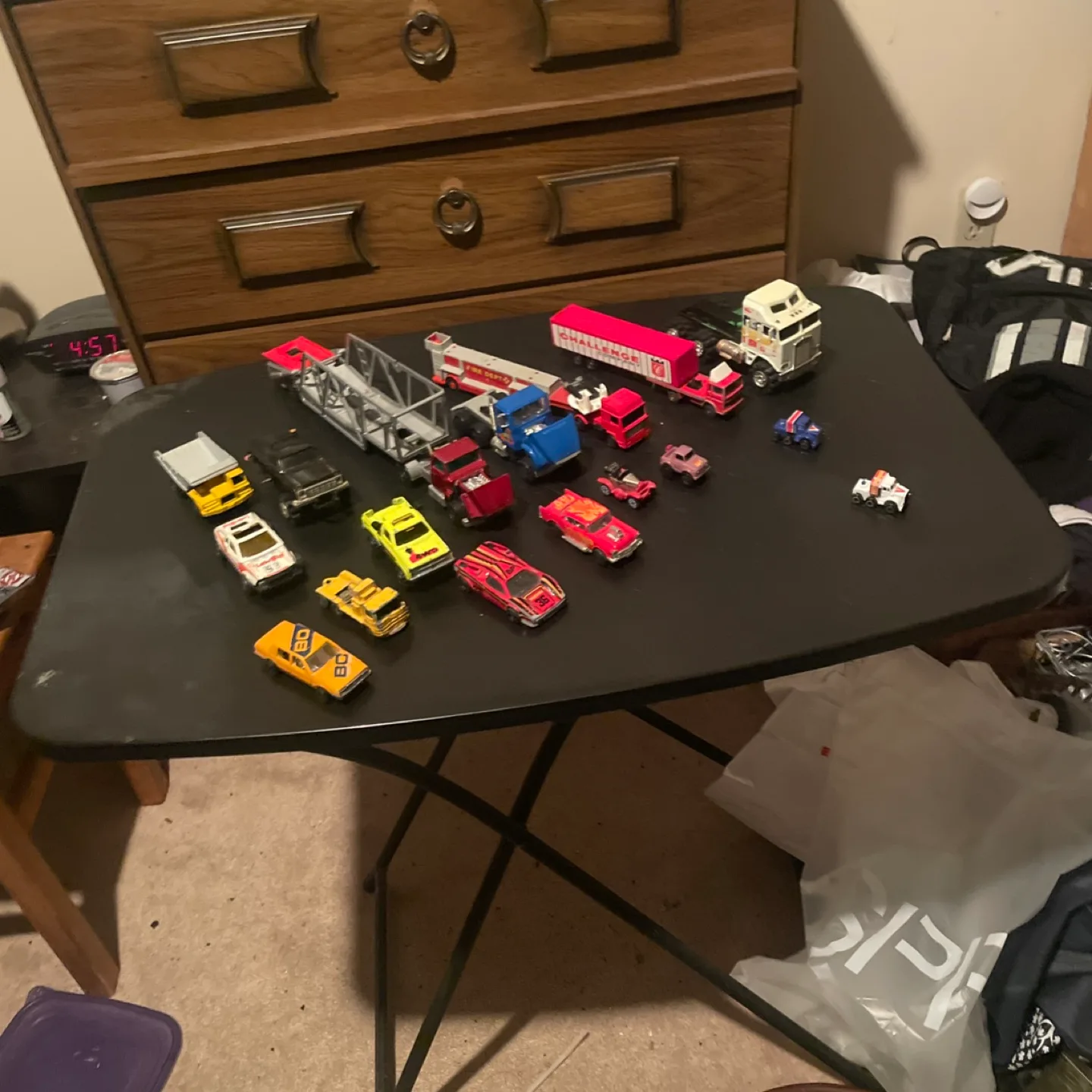 Vintage lot of diecast cars trucks planes image indicator(2)