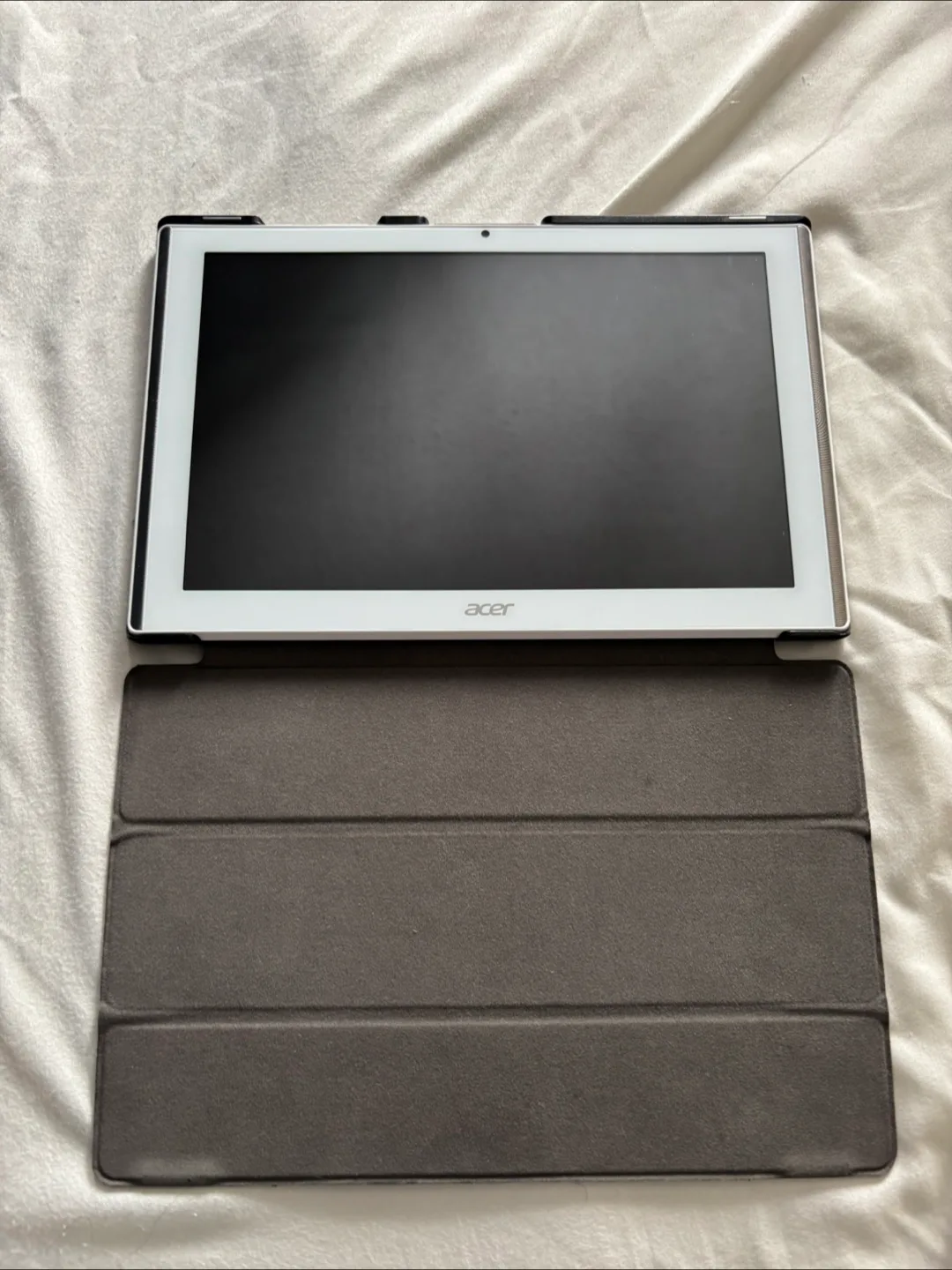 Acer Iconia Tablet image indicator(2)