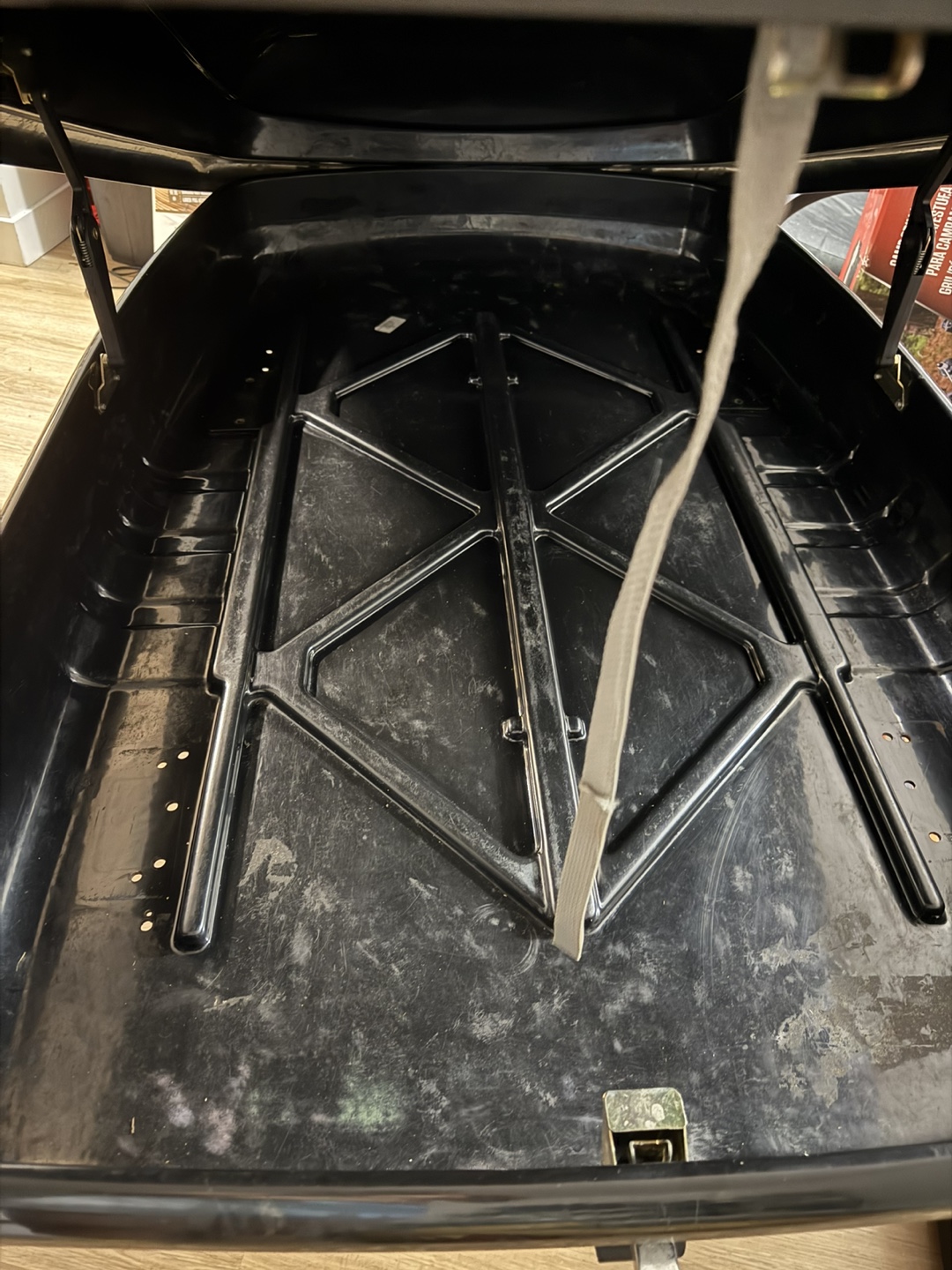 Thule Excursion Roof Cargo Box - photo 5