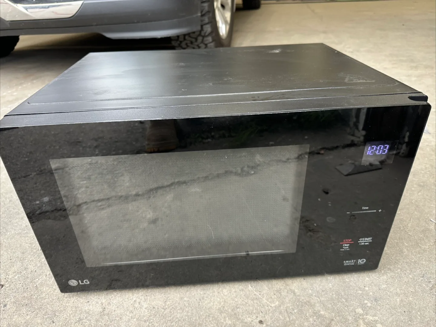 LG Microwave Oven thumbnail