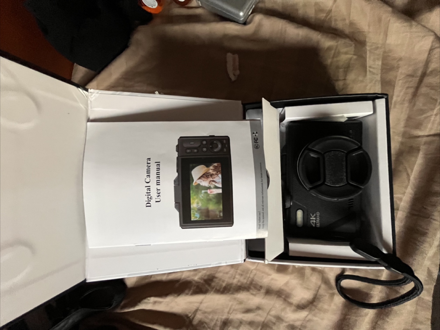 4K Digital Camera with accessories - photo 3