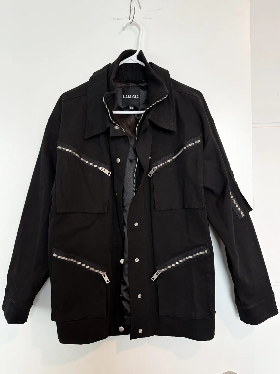 I Am Gia Elevara Black Utility Jacket image indicator(3)