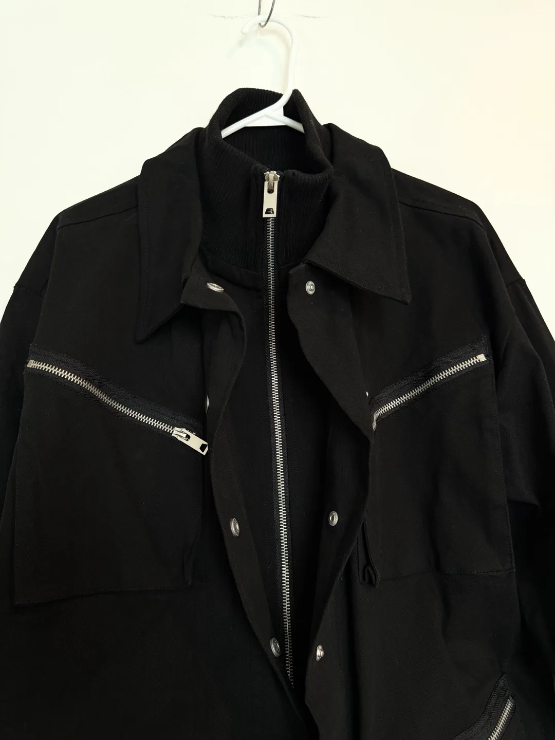 I Am Gia Elevara Black Utility Jacket image indicator(6)