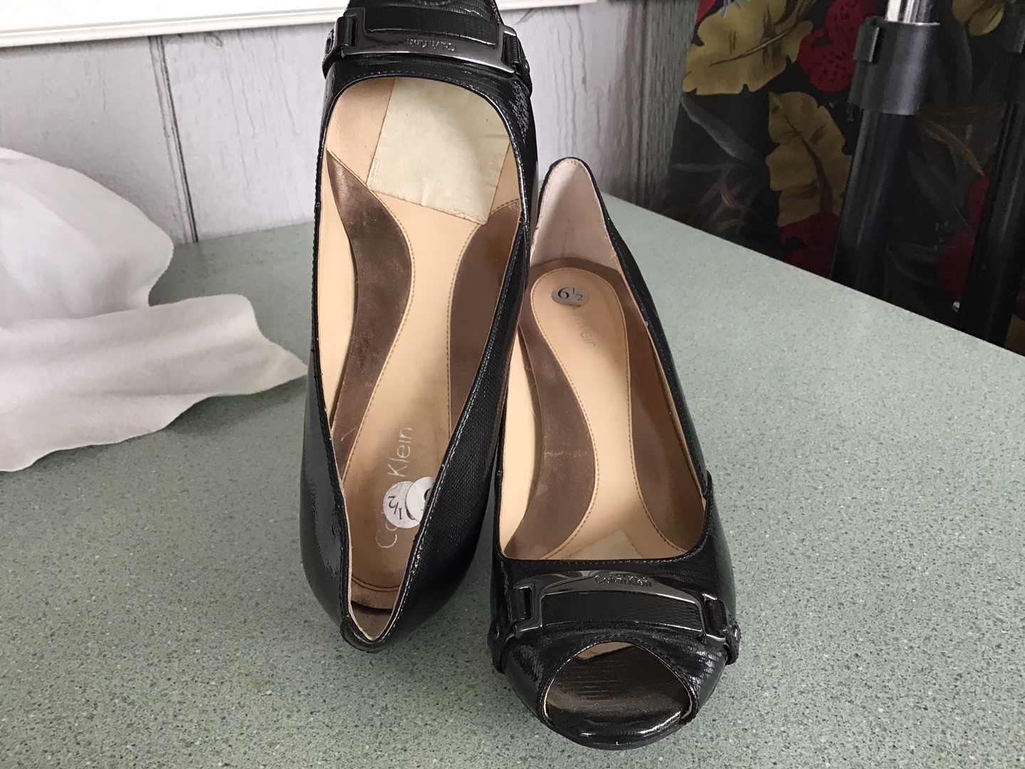 Woman’s shoes - photo 3